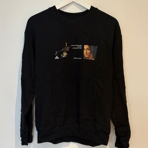 Uniqlo Black Louvre Da Vinci Sweatshirt - NWOT